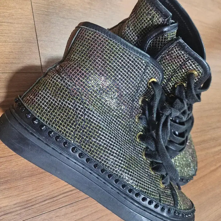 [BUNJANG] Suecomma Bonnie Studded Ankle Boots / 슈콤마보니