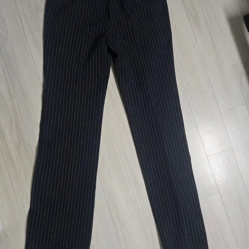 [SOLD OUT] JIGOTT 스트라이프 정장 바지