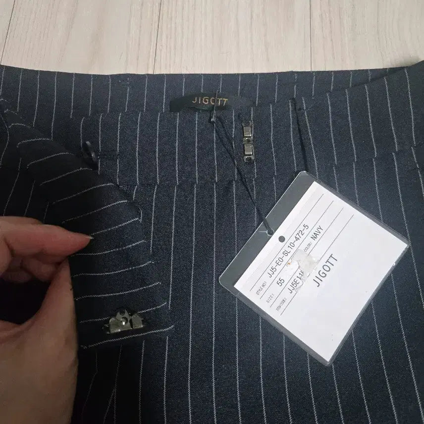 [SOLD OUT] JIGOTT 스트라이프 정장 바지