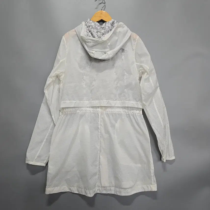 [SOLD OUT] 노스페이스(THE NORTH FACE) 화이트 바람막이 후드 집업 95