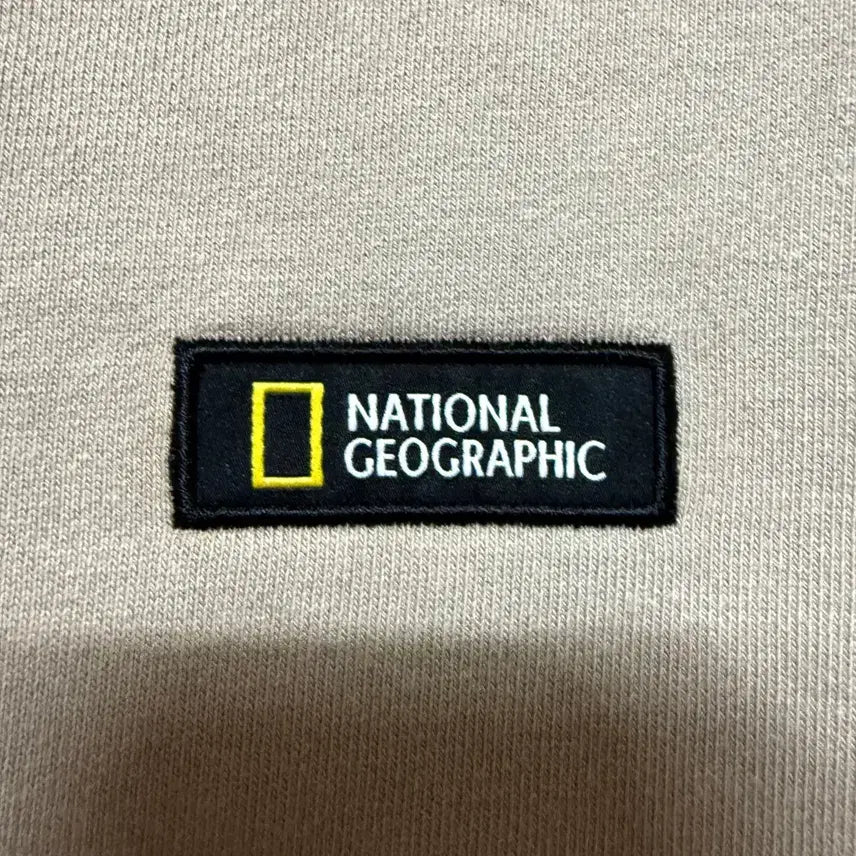 [BUNJANG] National Geographic Pocket Crewneck Beige / [L,100]내셔널지오그래픽 포켓 맨투맨 베이지