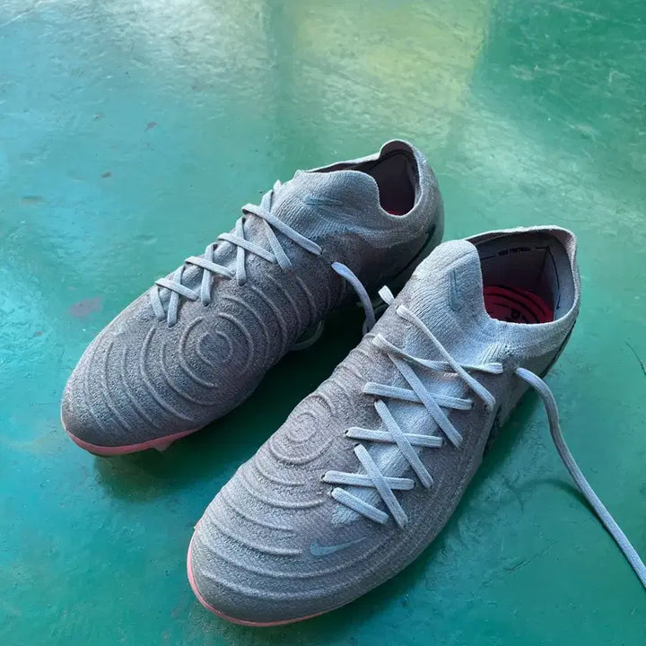 [BUNJANG] Nike Phantom GX 2 Elite FG Soccer Cleats / 나이키 팬텀 GX 2 엘리트 FG