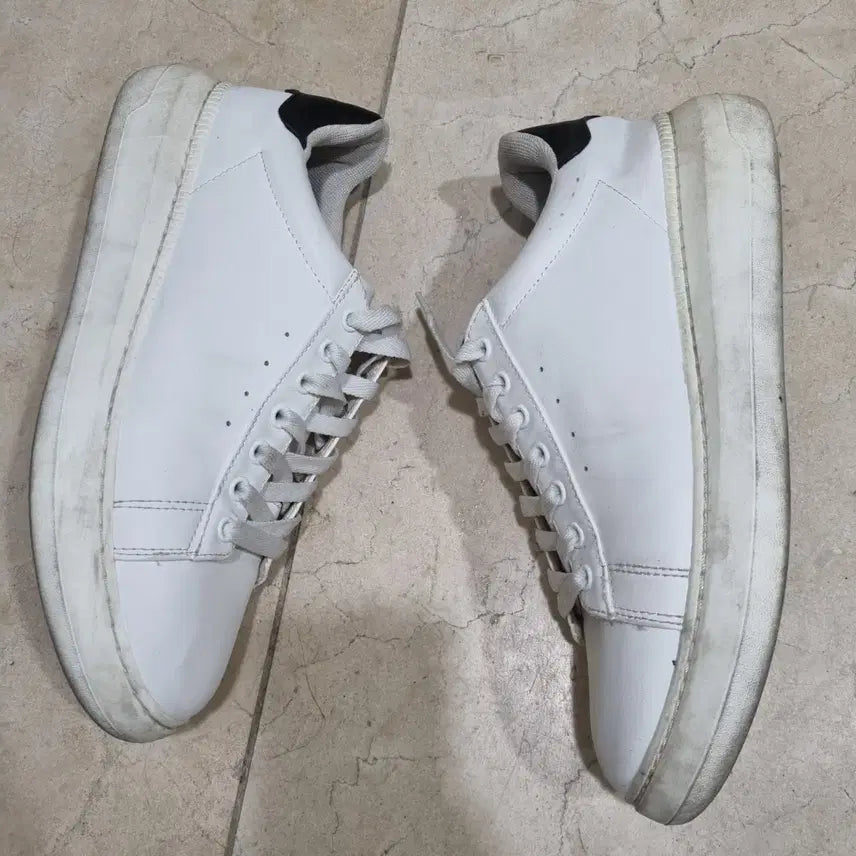 [SOLD OUT] H&amp;M 남자운동화 42사이즈