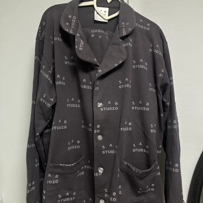 [BUNJANG] IAB Studio Pajama Charcoal / [L]아이앱 스튜디오 파자마 차콜