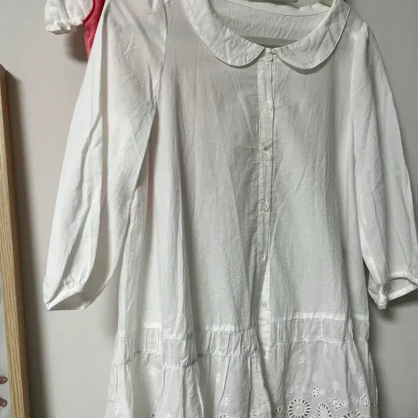 [BUNJANG] Earth Music Red Label Vintage Lace Blouse / 어스뮤직 레드라벨 블라우스 홍콩블라우스 빈티지 블라우스