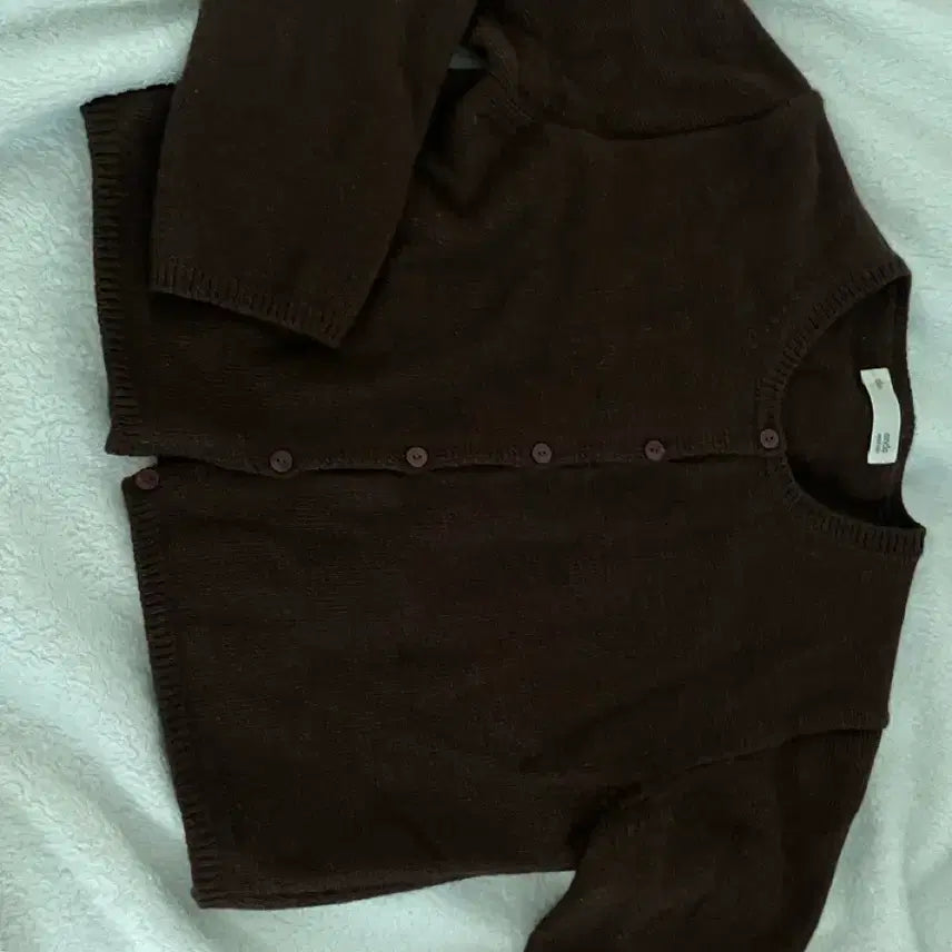 [BUNJANG] D.ond Camel Wool Logo Crop Cardigan / 드온도 카멜 울 로고 가디건 크롭