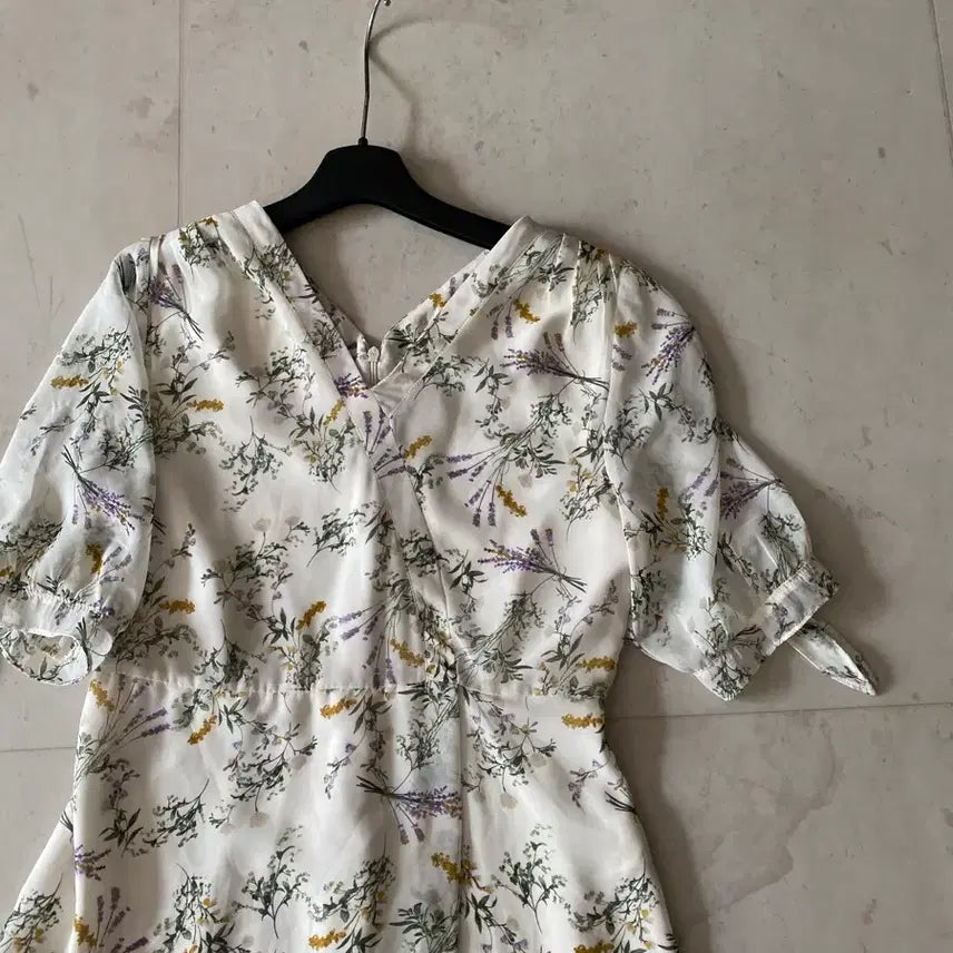 [BUNJANG] Kenneth Lady Floral Summer Dress / 55 새제품 케네스레이디 여름 원피스. 레니본.샤틴.듀엘.럭키슈에뜨.sj