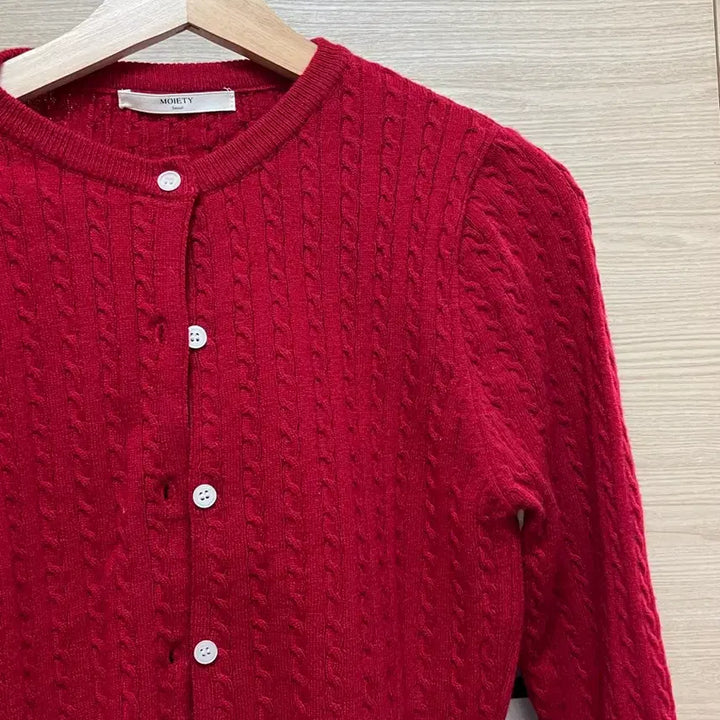 [BUNJANG] Addmore Red Cable Knit Cardigan / [애드모어] 레드 가디건/ 레드 꽈배기 가디건