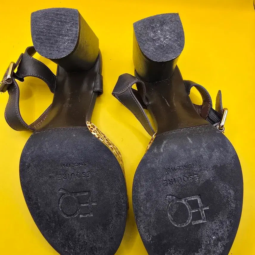 [BUNJANG] Esquire Sandals 235 Brown Leopard Print / 에스콰이어 샌들 235 / 7.5cm 굽