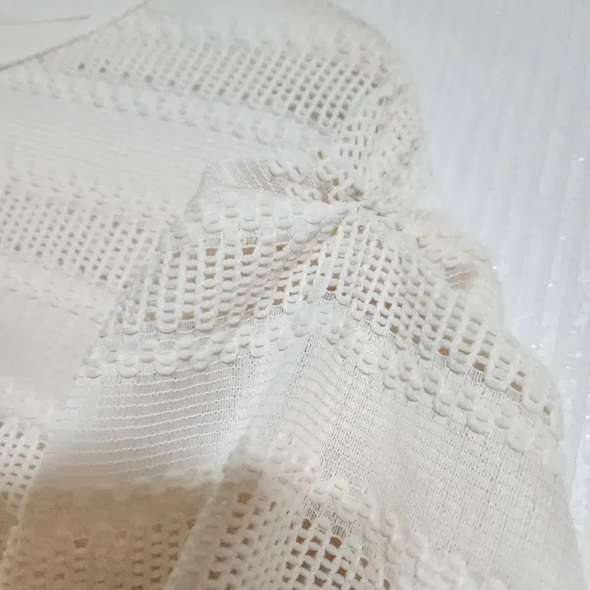 [BUNJANG] Lucky Chouette Atelier Embroidered Lace Blouse / 아뜰리에 럭키슈에뜨2020자수레이스 블라우스55반~66반