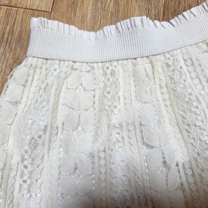 [BUNJANG] GENERAL IDEA Lace Maxi Skirt / 제너럴아이디어(GENERAL IDEA) 레이스스커트 프리사이즈 새상품