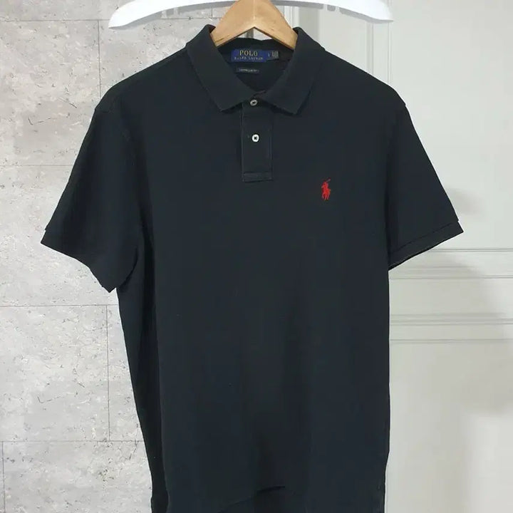 [SOLD OUT] 폴로 블랙 반팔 카라티 105