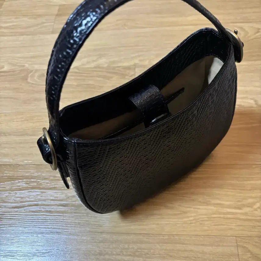 [BUNJANG] Tout Y est Cano Bag Mini Black Handbag / 투티에 카노백 미니 블랙