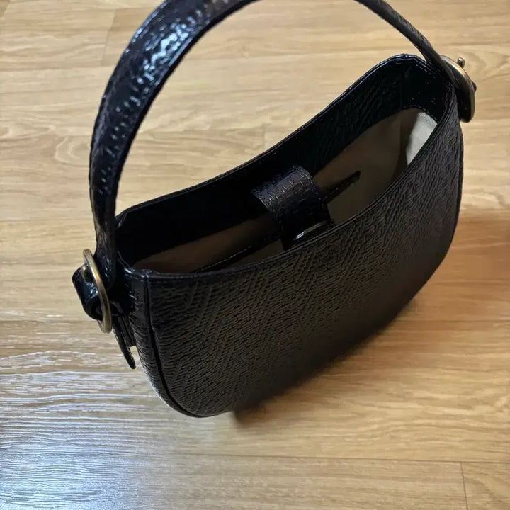 [BUNJANG] Tout Y est Cano Bag Mini Black Handbag / 투티에 카노백 미니 블랙