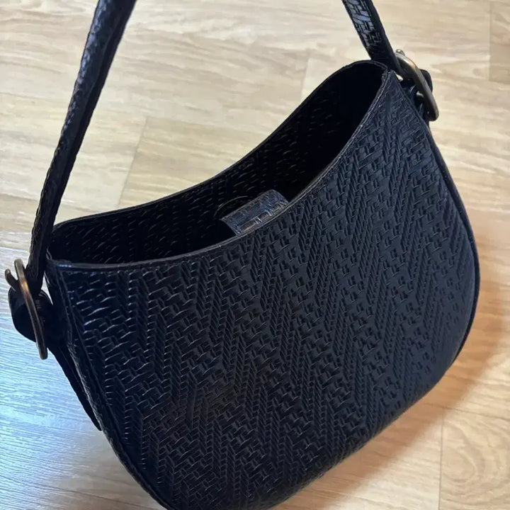 [BUNJANG] Tout Y est Cano Bag Mini Black Handbag / 투티에 카노백 미니 블랙