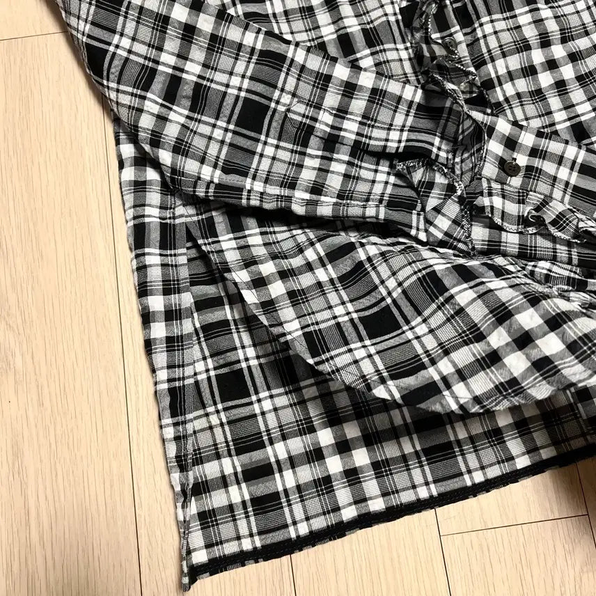 [BUNJANG] System Ruffle Blouse / 한섬 시스템 SYSTEM 체크 러플 블라우스 노카라 브이넥 봄여름프릴셔링
