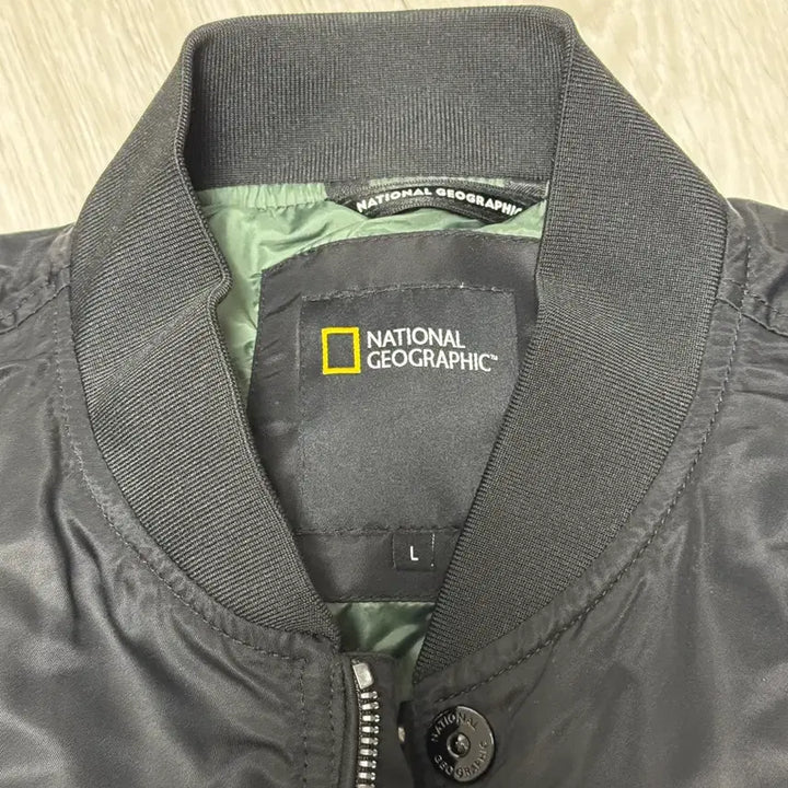 [SOLD OUT] 네셔널지오그래픽 블랙 봄버 자켓