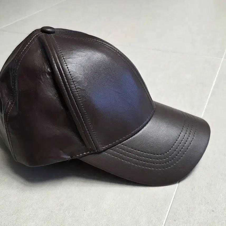 [BUNJANG] Winner Caps Mstate Real Leather Ball Cap / 위너캡스 엠스테이트 리얼 가죽 볼캡