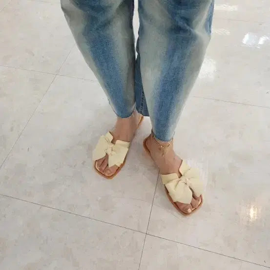 [BUNJANG] Satin Ribbon Embellished Mule Slippers - Black &amp; Ivory / 1+1 두개만원 공단 리본 장식 뮬 슬리퍼 블랙 &amp; 아이보리 미착용새상품