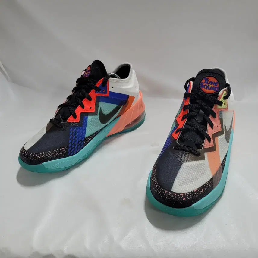 [BUNJANG] Nike Space Jam LeBron 18 Summit White (240) Women&