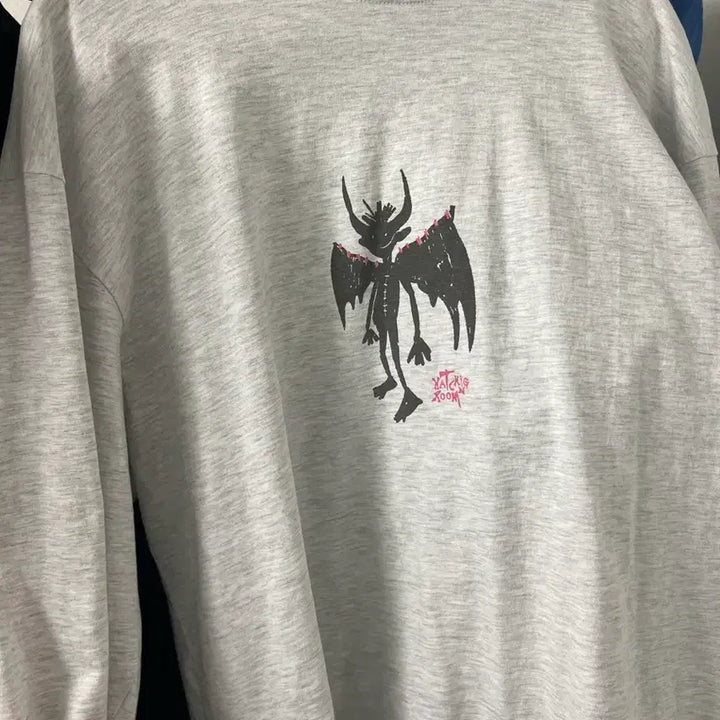 [BUNJANG] Hatching Room Devil Long Sleeve T-Shirt M.Grey / (3) 해칭룸 데빌 긴팔 티셔츠 M.Grey 롱슬리브