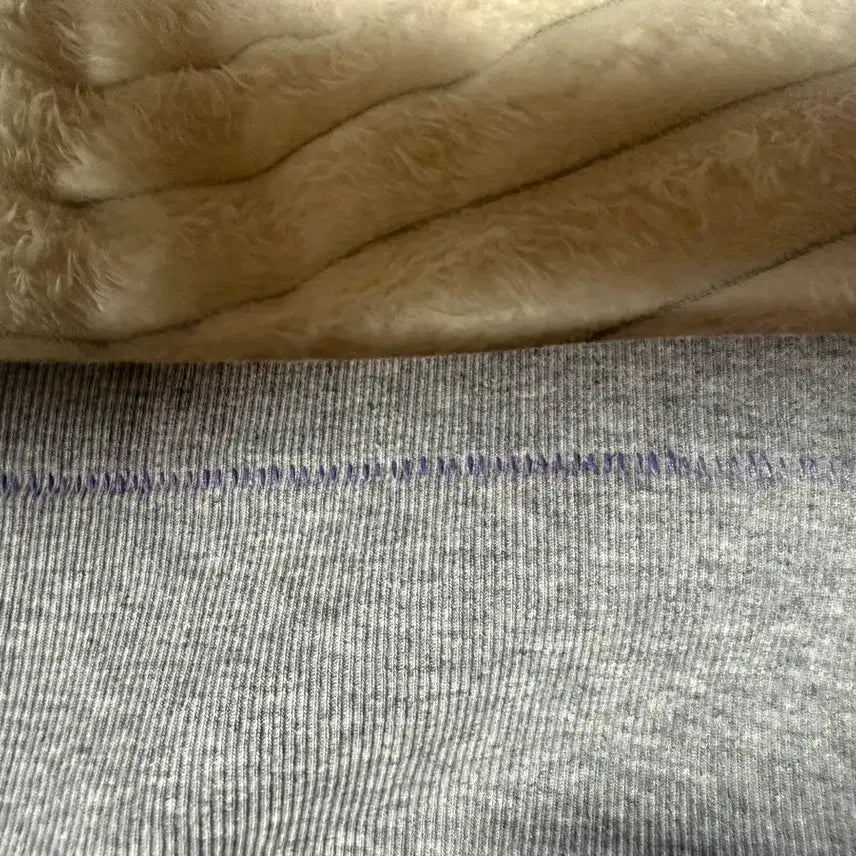 [SOLD OUT] THEILMA 그레이,블랙 티셔츠 S 일괄