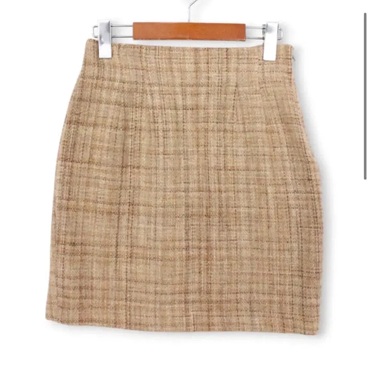 [BUNJANG] Multi-Color &amp; Beige Tweed Mini Skirt Set / 멀티 컬러 패턴 플레어 미니 스커트 + 베이지 체크 트위드 미니 스커트