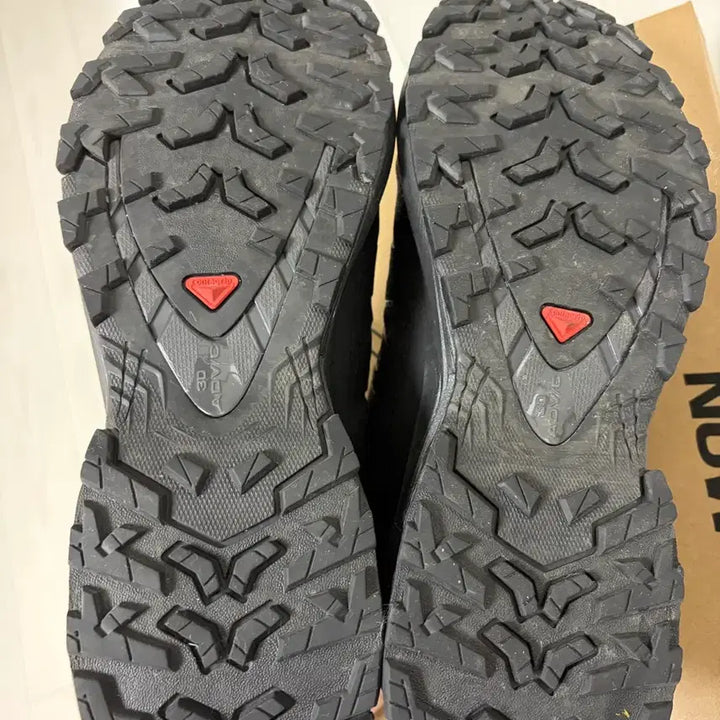 [SOLD OUT] (270)살로몬 XA PRO 3D V9 GTX WIDE BLACK