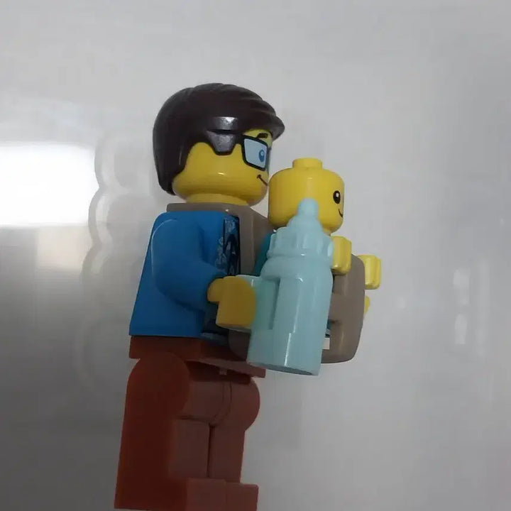 [BUNJANG] Lego City Passenger Father and Baby Minifigure / 레고 시티 탑승객 아빠와 아기 미니피겨