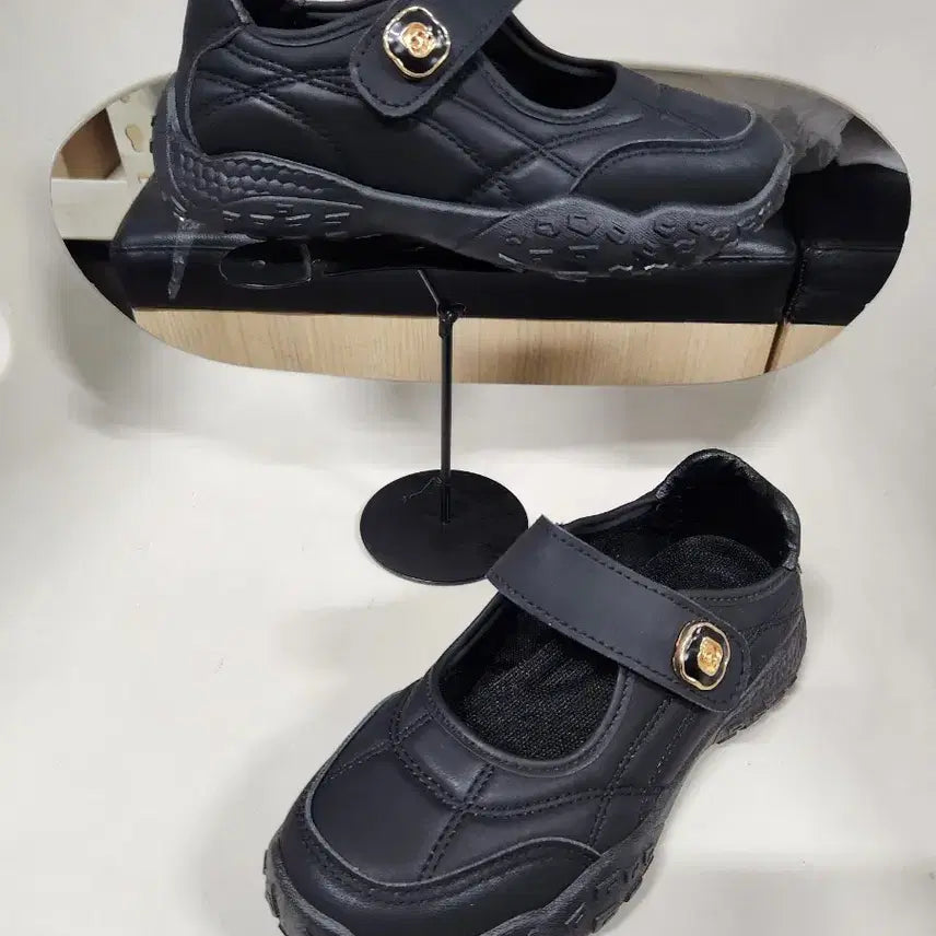 [BUNJANG] Comfortable Velcro Mary Jane Shoes / 완전편한 데일리슈즈! 벨크로 메리제인 컴포트 쿠션단화 블랙&amp;아이보리
