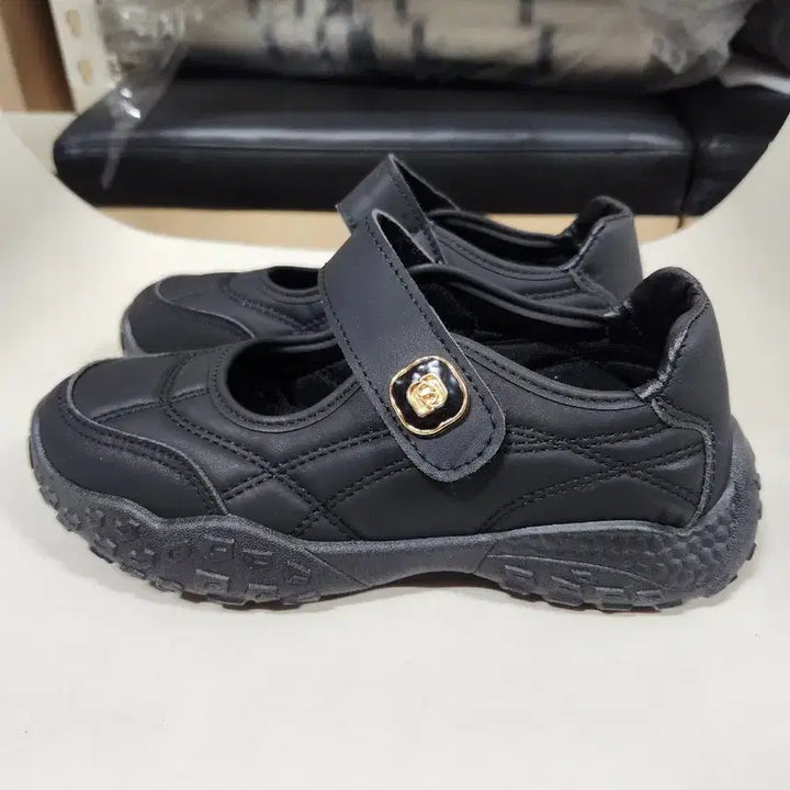 [BUNJANG] Comfortable Velcro Mary Jane Shoes / 완전편한 데일리슈즈! 벨크로 메리제인 컴포트 쿠션단화 블랙&amp;아이보리