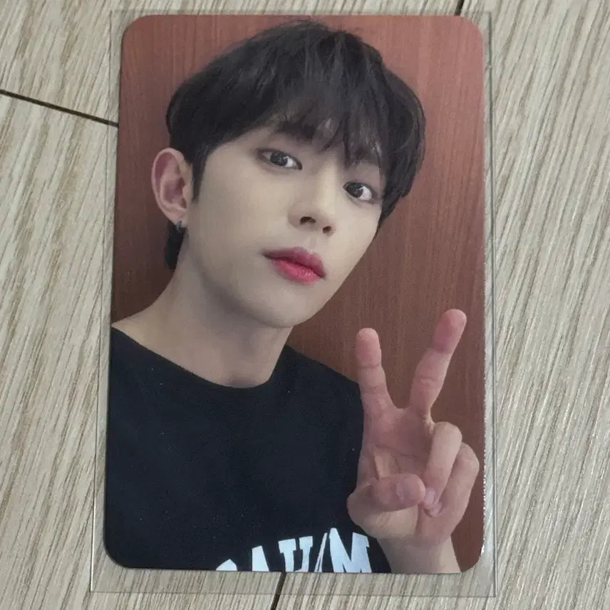 [BUNJANG] DKB D1 Peak Time Apple Music POB Photocard / 다크비 디원 피크타임 애플뮤직 럭드 미공포 특전 포카