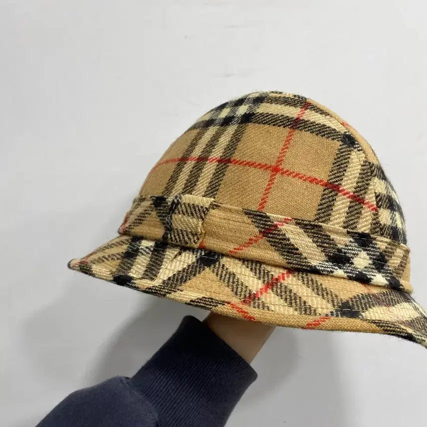 [BUNJANG] Burberry Vintage Wool Fedora Hat / [유일매물] 80~90s 빈티지 버버리 울 벙거지 중절모 모자