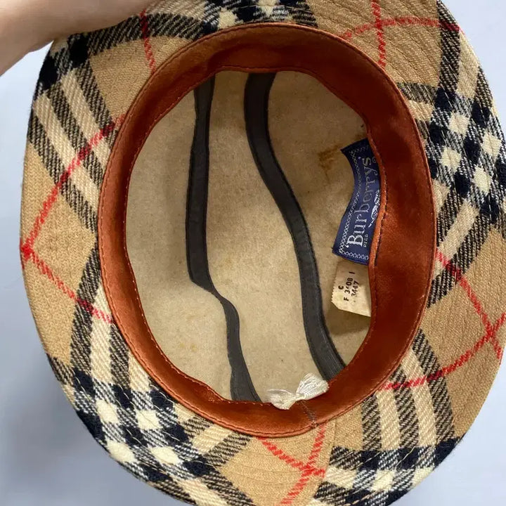 [BUNJANG] Burberry Vintage Wool Fedora Hat / [유일매물] 80~90s 빈티지 버버리 울 벙거지 중절모 모자