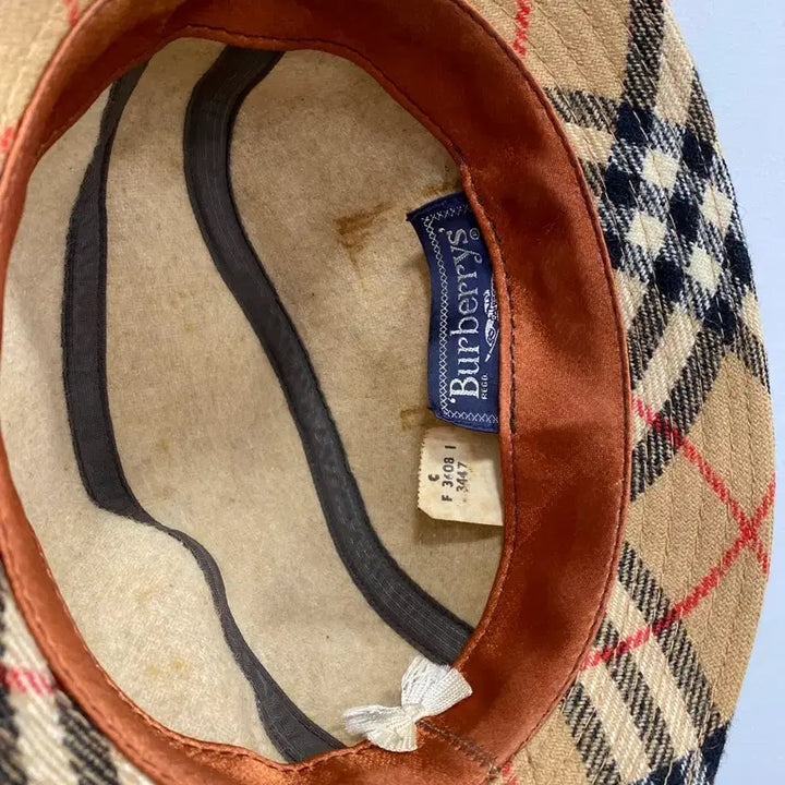 [BUNJANG] Burberry Vintage Wool Fedora Hat / [유일매물] 80~90s 빈티지 버버리 울 벙거지 중절모 모자