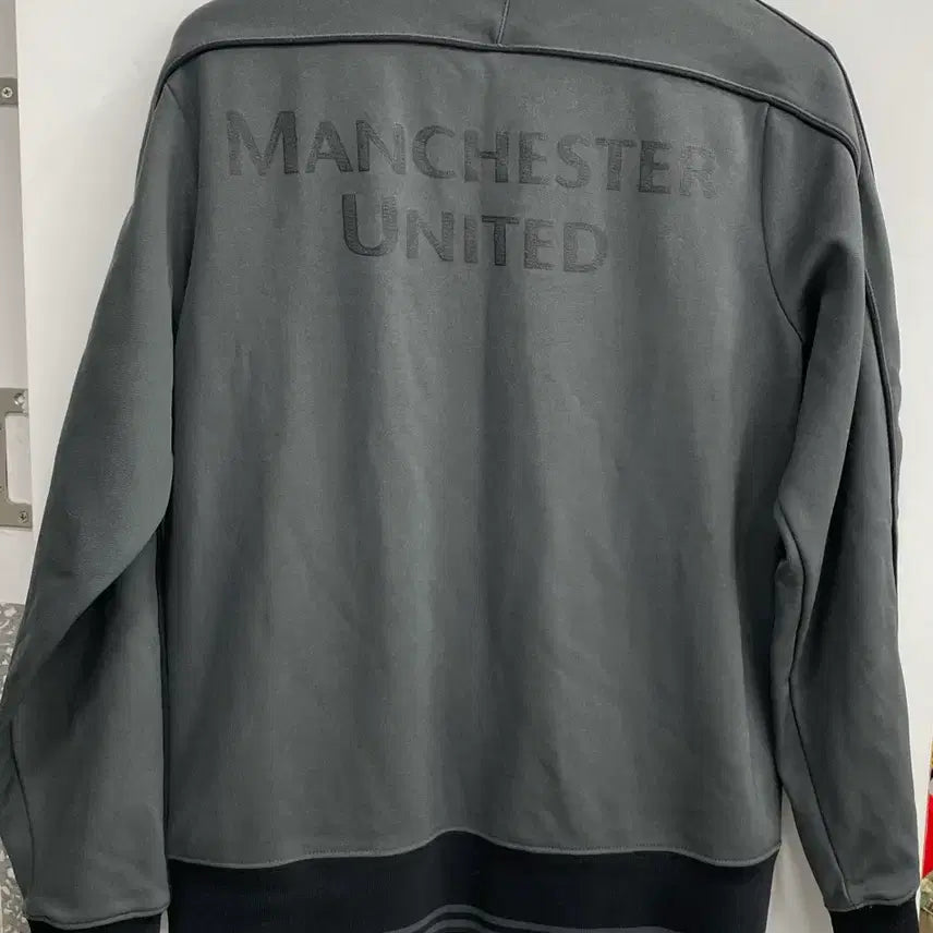 [BUNJANG] Nike Manchester United DHL Track Top Jersey / [M추천/표기L] 나이키 맨유 DHL 트랙탑 져지 회검 황금사이즈