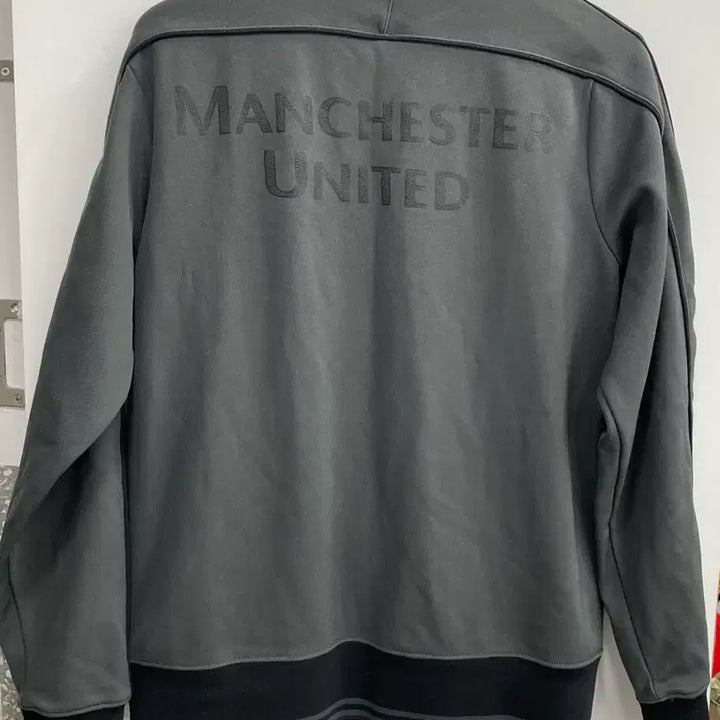 [BUNJANG] Nike Manchester United DHL Track Top Jersey / [M추천/표기L] 나이키 맨유 DHL 트랙탑 져지 회검 황금사이즈