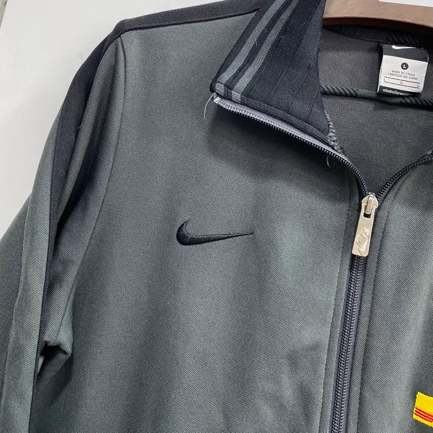 [BUNJANG] Nike Manchester United DHL Track Top Jersey / [M추천/표기L] 나이키 맨유 DHL 트랙탑 져지 회검 황금사이즈