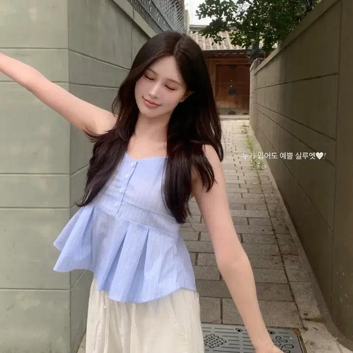 [BUNJANG] (포장째새상품) 샵미네트 미네트 마린 나시 블라우스 / (포장째새상품) 샵미네트 미네트 마린 나시 블라우스