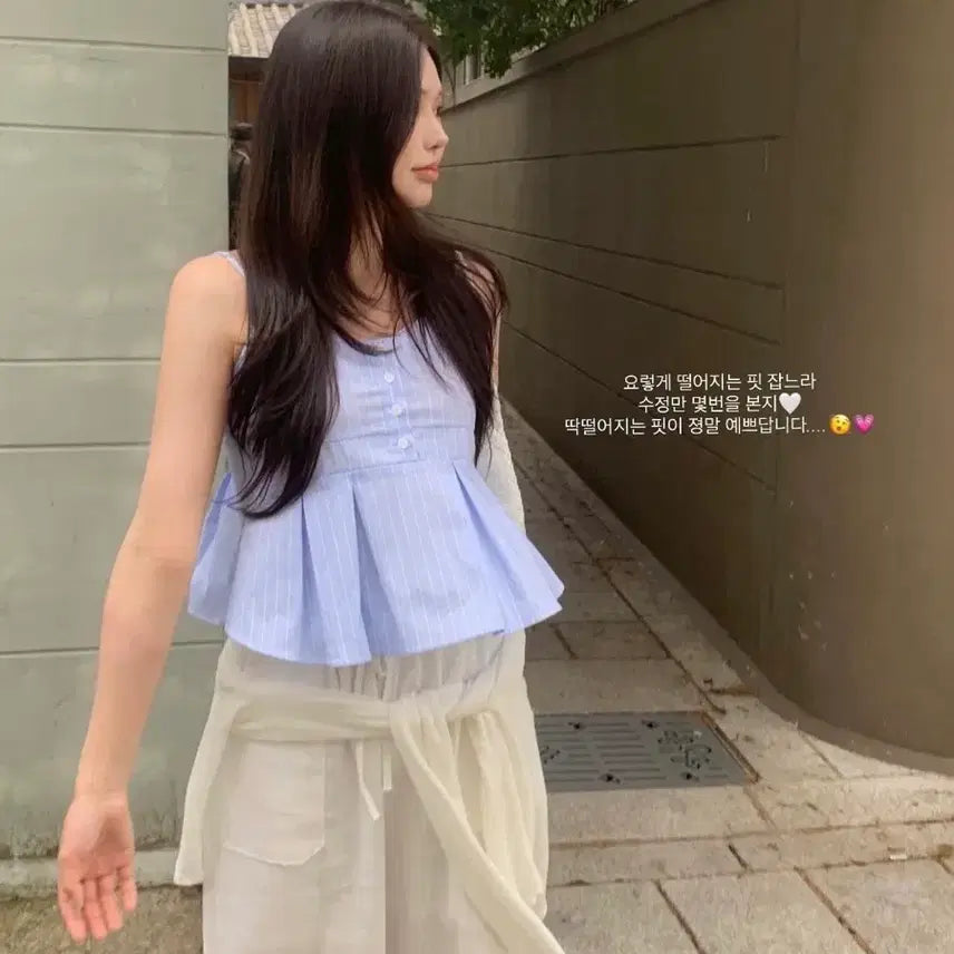 [BUNJANG] (포장째새상품) 샵미네트 미네트 마린 나시 블라우스 / (포장째새상품) 샵미네트 미네트 마린 나시 블라우스