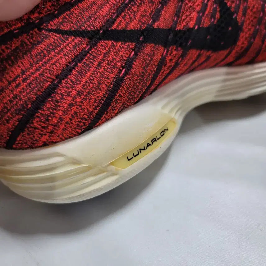 [BUNJANG] Nike Lunar Flyknit Chukka Deep Burgundy Sneakers (270) / 나이키 루나 플라이니트 츄카딥버건디/남성(270)/w2331