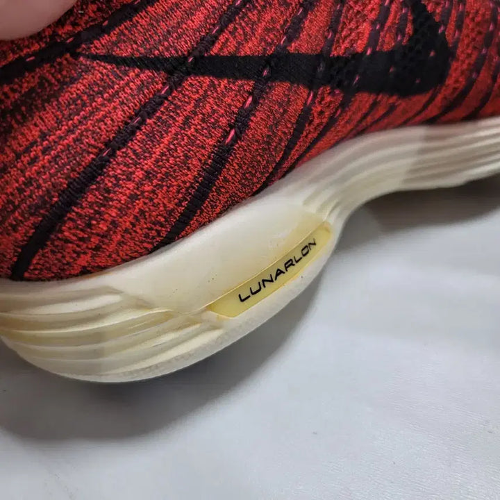 [BUNJANG] Nike Lunar Flyknit Chukka Deep Burgundy Sneakers (270) / 나이키 루나 플라이니트 츄카딥버건디/남성(270)/w2331