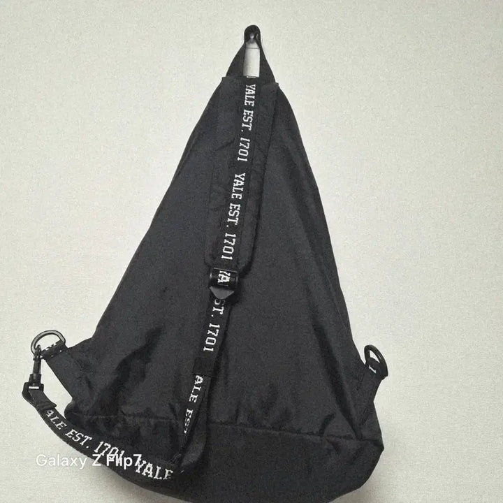 [BUNJANG] Yale Shoulder Bag / YALE 예일 어깨색가방(남.여공용)