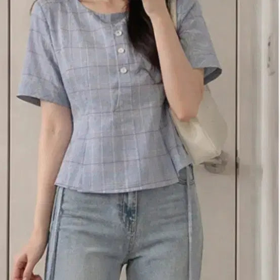 [BUNJANG] Check Shirring Peplum Short Sleeve Blouse / 체크 셔링 블라우스 반팔 페플럼