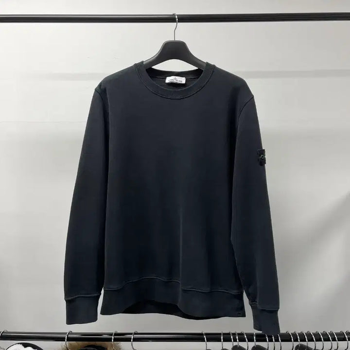 [SOLD OUT] [최저가/2xl] 스톤아일랜드 맨투맨 22fw