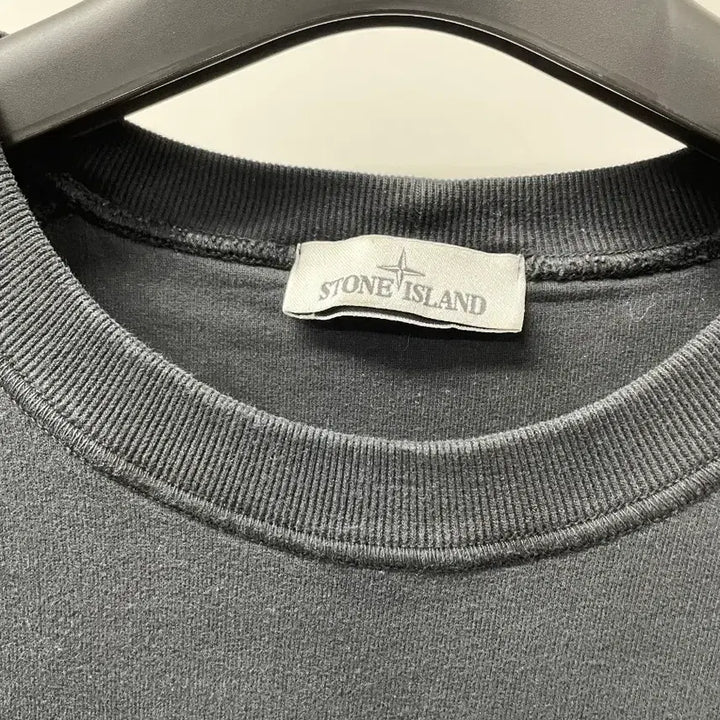 [SOLD OUT] [최저가/2xl] 스톤아일랜드 맨투맨 22fw