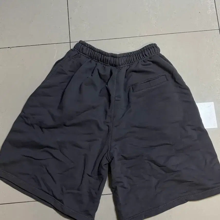 [BUNJANG] Born to Win Charcoal Bermuda Shorts / 본투윈 차콜 버뮤다 2사이즈