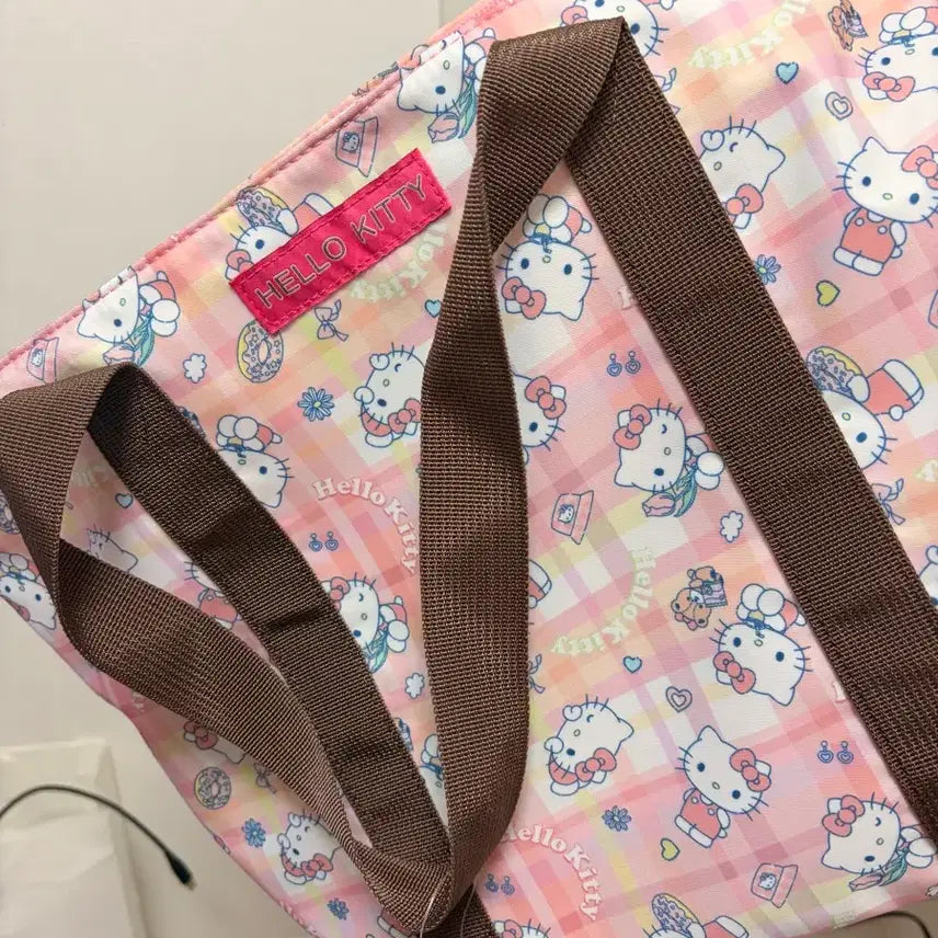 [BUNJANG] Aveil Hello Kitty Pink Check Shoulder Tote Bag / 아베일 정품 산리오 헬로키티 핑크 체크 숄더백 토트백