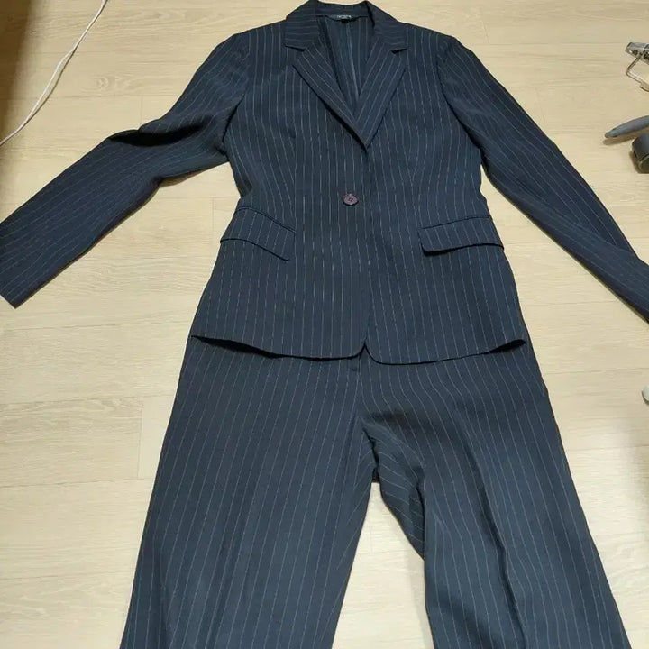 [BUNJANG] Renoma Navy Striped Suit Set / 55) renoma 레노마 여름 네이비 스트라이프 정장 셋업