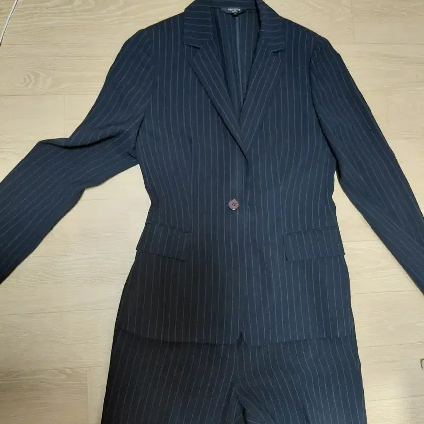 [BUNJANG] Renoma Navy Striped Suit Set / 55) renoma 레노마 여름 네이비 스트라이프 정장 셋업